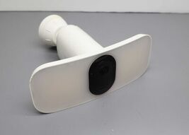 Arlo Pro 3 Floodlight FB1001 Indoor/Outdoor Security Camera - White image 2