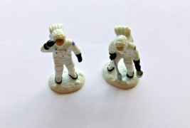 Two Apollo Lunar Moon Astronauts 1 1/2&quot; Tall Astronaut Figures. - £3.87 GBP