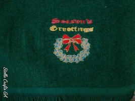 1888 Mills Green Cotton Fingertip Towels with an Embroidery Holiday design 4 - $12.00