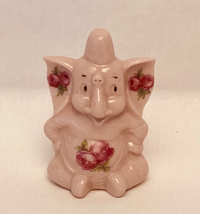 Vintage pink elephant figurine small 2.5&quot; tall ceramic handmade - £2.35 GBP
