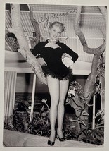 Sally Forrest (d. 2015) Autographed Vintage Glossy 5x7 Photo - £23.81 GBP