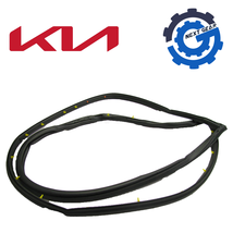 New OEM Kia Right Front Passenger Door Weather Strip Seal 2021-22 K5 821... - £88.88 GBP