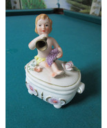 BISQUE ANTIQUE TRINKET BOX ANGEL CHERUB 6 X 4&quot;  JEWELRY VANITY BOX [81D] - $100.85 CAD