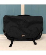 Nike messenger bag 12” x 12” x 6” laptop bag *read - $1,360.94 MXN