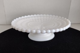 Vtg 1970&#39;s Avon Milk Glass Scalloped Pedestal Footed Soap Dish Abstract Owl Face - £6.29 GBP