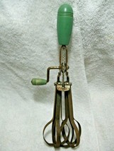 Vintage Collectible Hand Mixer/Beater By THE TAPLIN MFG.CO. With Age Pat... - $19.95