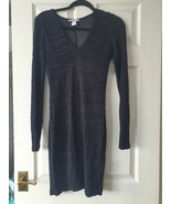Bodycon size 8 pencil dress long sleeve v neck H&amp;m pencil wiggle dress - $137.75 MXN