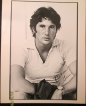 RICHARD GERE:ACTOR (LOOKING FOR MR.GOODBAR)) ORIG,AUTOGRAPH PHOTO - $222.75