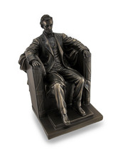 Seated Abraham Lincoln Bronzed Historical Sculptural Statue - £65.81 GBP