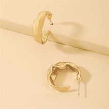 18K Gold-Plated Irregular Half-Hoop Huggie Earrings - £10.38 GBP