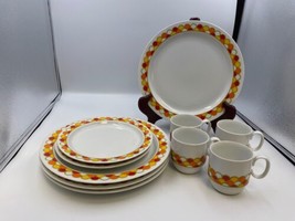 Georges Briard China CAROUSEL 10 Pc Lot Plates &amp; Cups (Yellow Orange Scales) - £101.80 GBP