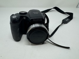 Fuji Fujifilm | Finepix S700 | 7.1MP Digital Camera | Tested W/2GB - £37.84 GBP