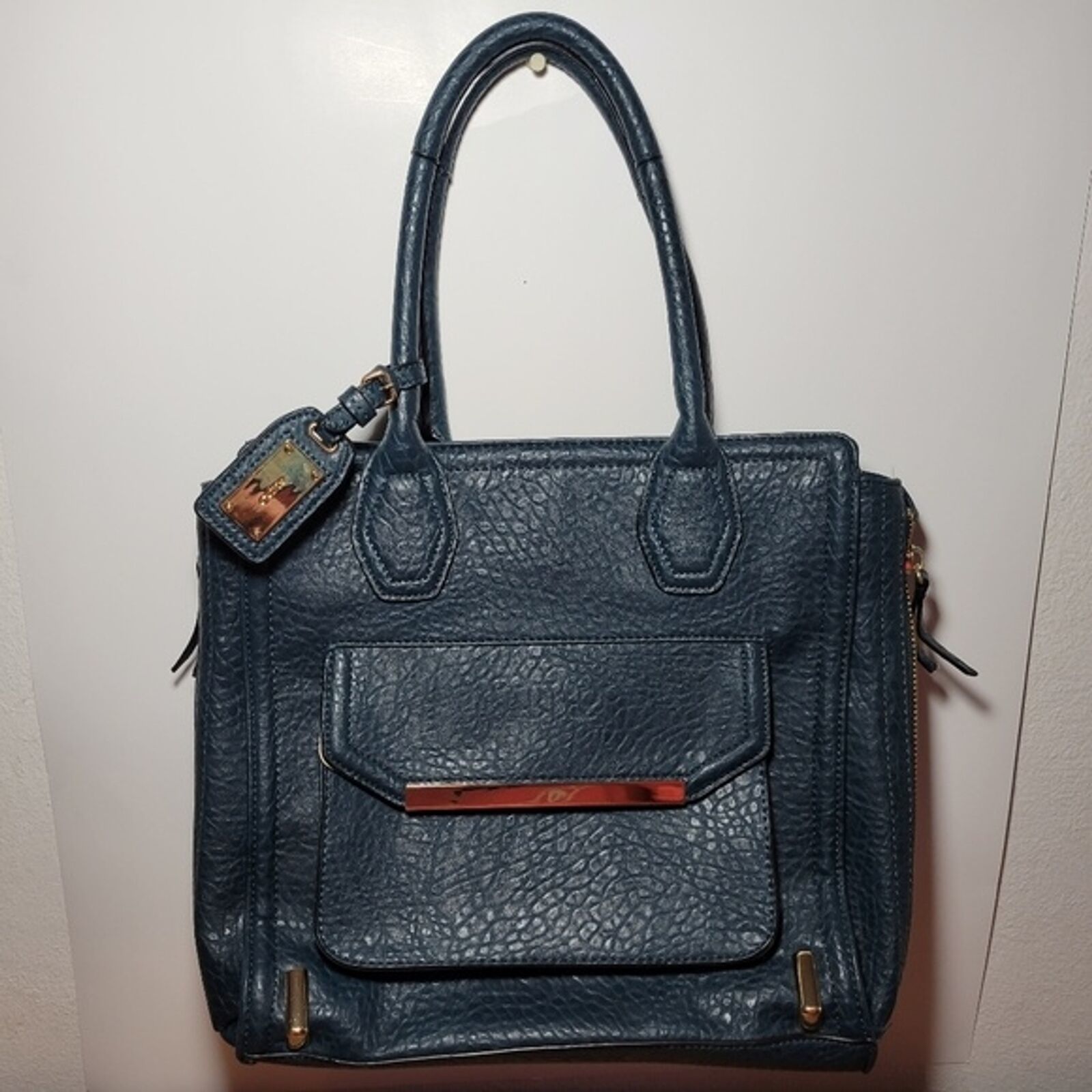 Primary image for Hunter Green Aldo 12"x12" handbag with side zippers