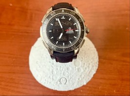 Omega Watch Stand – 3D Printed Moon Base Display (Watch Not Included) - €8,58 EUR