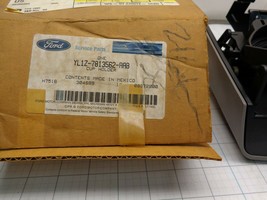 Ford YL1Z-7813562-AAB Cup Holder Rear Floor Console Grey Gray Lincoln Oem Nos - $73.51