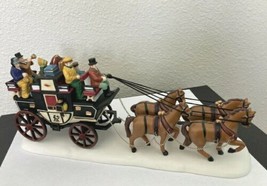 Vintage Department 56 HOLIDAY COACH Heritage Dickens Village Accessory 5561-1 - £51.28 GBP