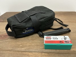 Jandd Mini Mountain Wedge Black Seat Bag, Tires Levers and Patch Kit - €21,30 EUR