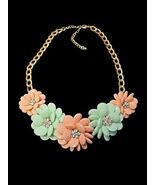 Chunky Lucite Plastic Floral Burst Necklace Rhinestone Green Peach Gold ... - $660.75 MXN
