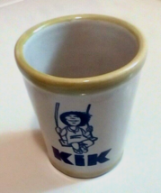 Louisville Stoneware 4 1/4&quot; Tall Beverage Cup Girl playing on Swing KIK - £6.26 GBP