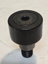 McGill Cam Follower Bearing CFE 2 1/2 SB | 0H7 | 2-1/2&quot; Diameter 1&quot;-14 Stud - $1,160.09 MXN