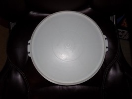Vintage Tupperware #405-2 Divided Party Susan Serving Tray TupperSeal Lid 224-11 - £16.09 GBP