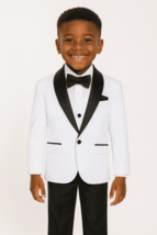 Boys White Shawl Tuxedo Suit - $2,245.46 MXN+