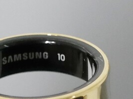 Samsung Galaxy Ring SM-Q500 Size 10 - Titanium Gold image 3