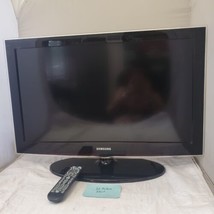 Samsung LN32D450 32&quot; LCD HDTV w/ Remote - £58.26 GBP