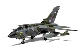 Corgi AA33619 1/72 Panavia Tornado GR.4 ZG752 Retirement Scheme Raf Marham March - £233.91 GBP