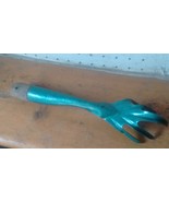 Garden weeder ---  vintage antique hand weeder tool with hardwood handle - $17.99