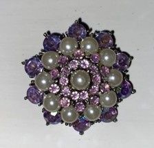 VTG Rhinestone Faux Pearl Cluster Flower Brooch Purple Lavender Pin Estate Find - £15.92 GBP
