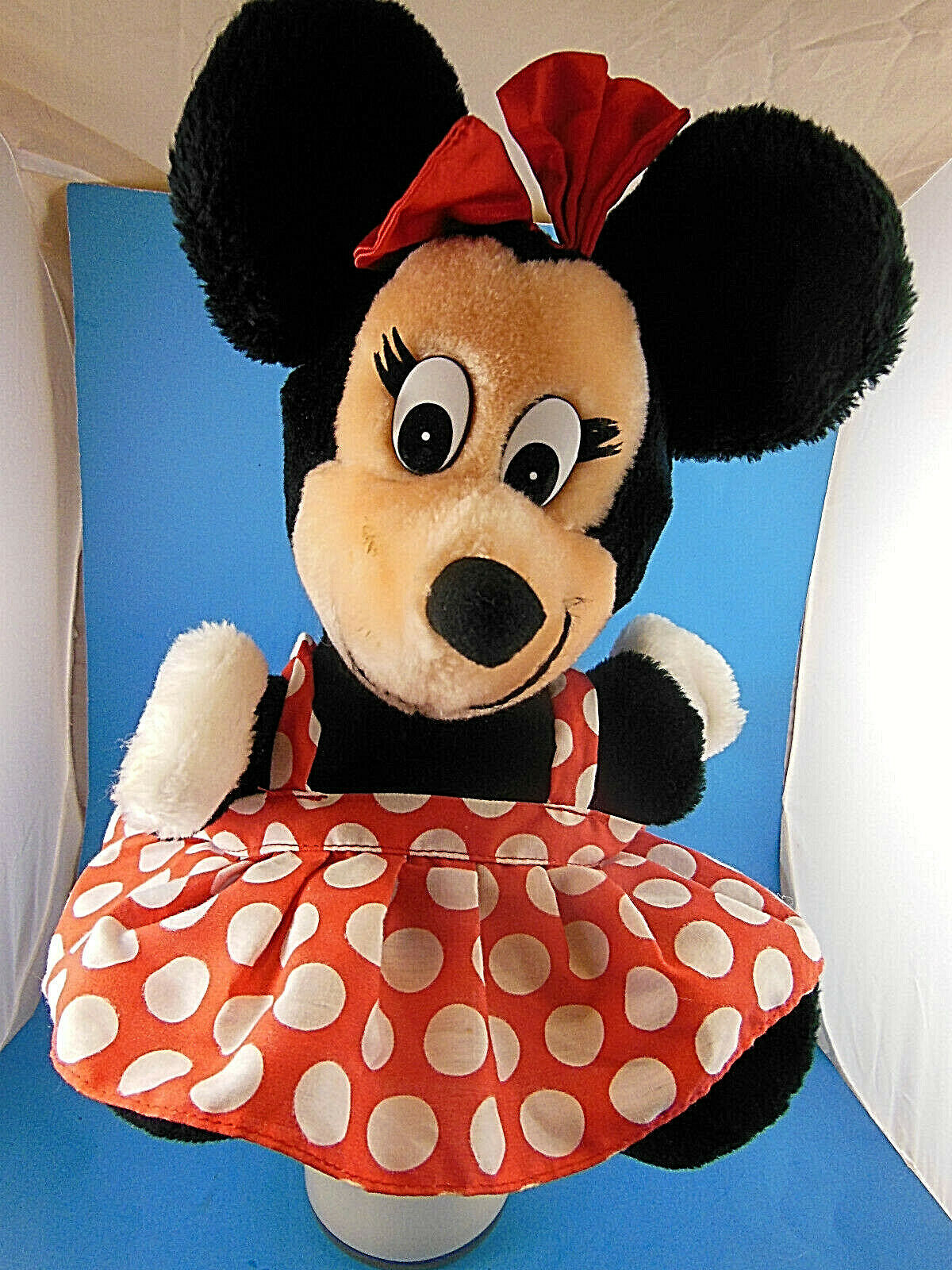 Primary image for Applause Minnie Mouse puppet Disney plush doll 12" with polka dot jumper vintage