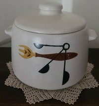 Vintage 1950&#39;s Westbend Bean Pot ~ Kitchen Ceramic Crock w/Lid &amp; Side Ha... - $44.88