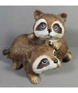 Raccoons Figurine VINTAGE HomeCo 4&quot; x 2.75&quot; Porcelain Bisque #1454. - £9.98 GBP