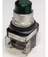 ALLEN BRADLEY 800T-QB10G SER. T 120VAC GREEN MOMENTARY PUSH BUTTON SWITCH - $40.31 CAD