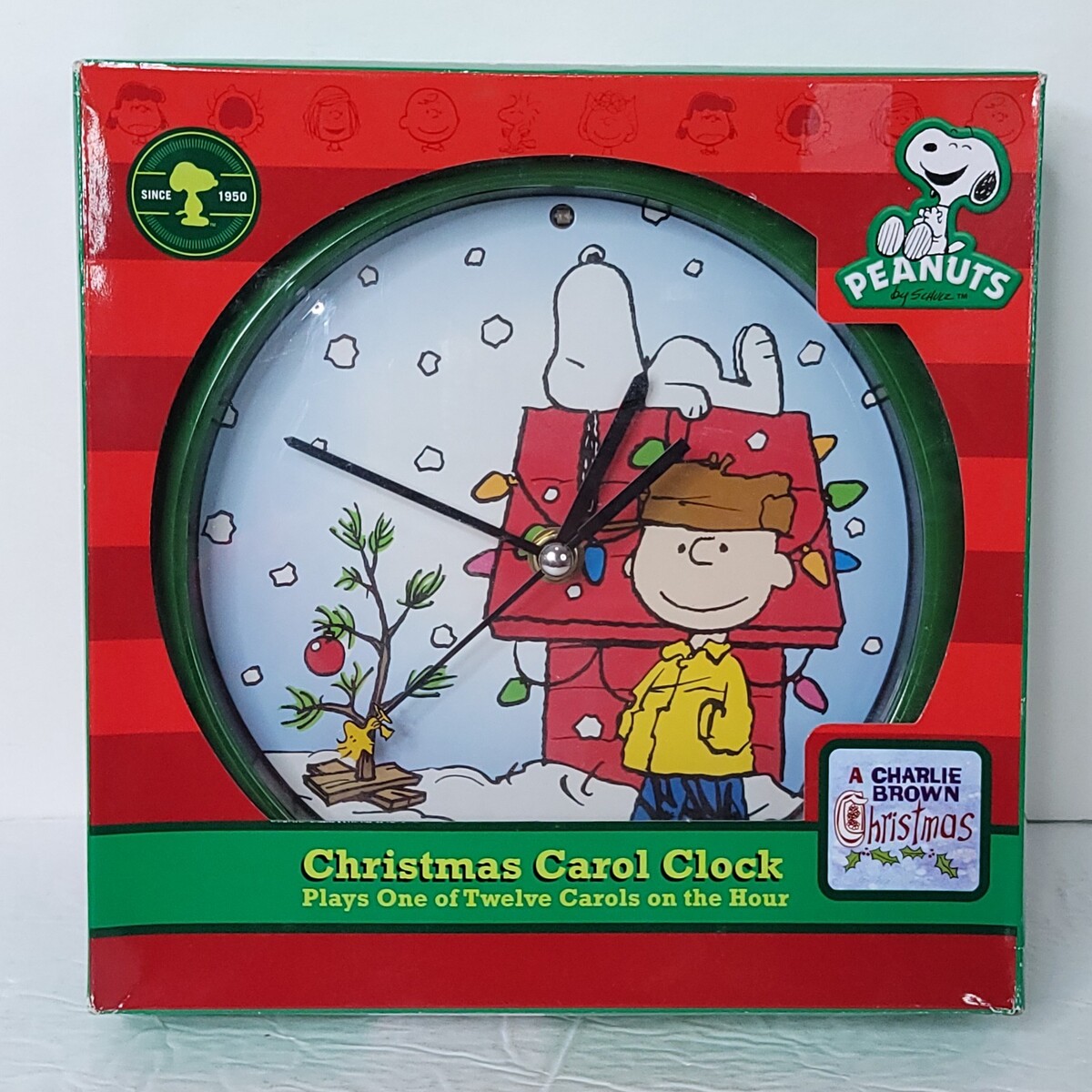 Peanuts Christmas Carol Clock Charlie Brown Snoopy Plays Carols On The H... - $39.59