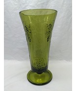 Vintage MCM Green Glass Flower Vase With Grapes On Vines X 9 1/2&quot; - €12,71 EUR