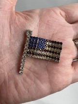 Vintage United States Flag Brooch Rhinestone Pin - $10.39