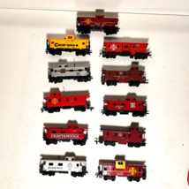 HO Scale Caboose B&amp;O PRR Santa Fe Chessie Model Train Cars Scale Lot of 11 - $556.74 MXN