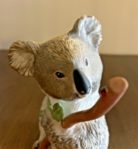 Figurine Koala Bear Eva Dalberg Franklin Mint Lady Bug on a Twig 1983 Ce... - £14.05 GBP