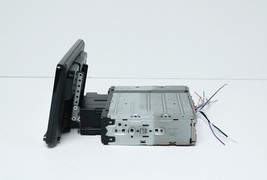 Sony XAV-AX8000 8.95" Apple CarPlay Media Receiver image 4