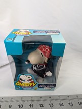 Hasbro World of Snoopy Famous Soccer Player Figure 5 Inch 1999 - $16.95