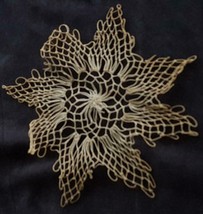 Beautiful Vintage Crocheted Doily - DELICATE HAND CROCHETED STAR - VGC -... - £7.00 GBP