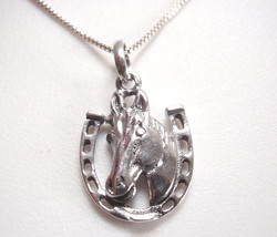 Horse and Horseshoe 925 Sterling Silver Pendant - £6.07 GBP