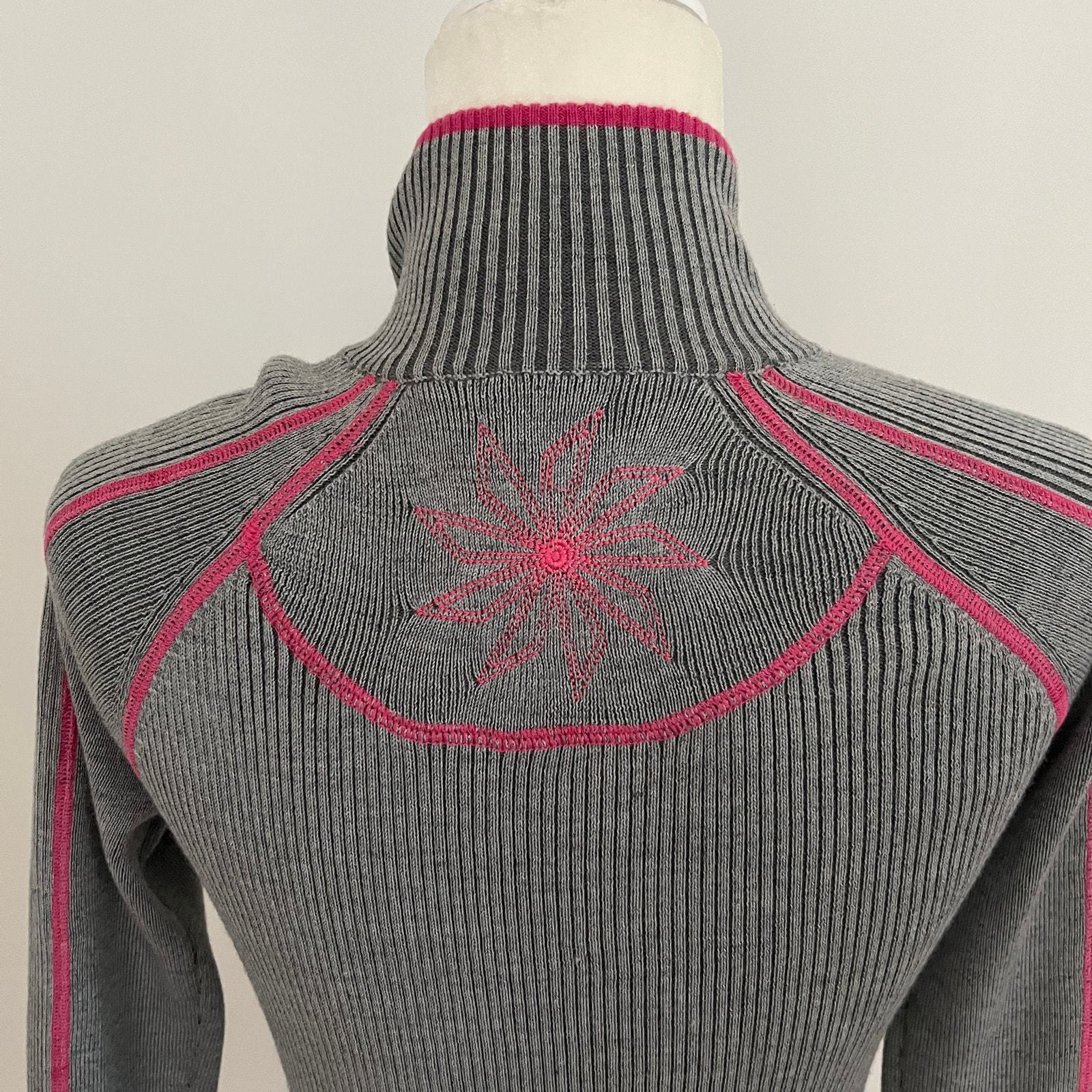 Athleta Women's Giant Slalom Full Zip Sweater Gray Pink Small Item image 5