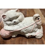 Vintage White Persian Ceramic Cat Statue Kitty Figurine Blue Eyes, Playing - $526.49 MXN