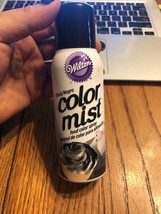 710-5506 - Wilton 1.5 Oz Black Color Mist Food Color Spray Ships N 24h - $16.71