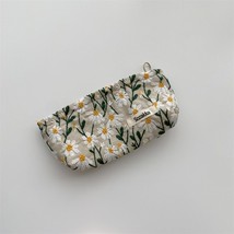 Women Embroidery Daisy Floral Cosmetic Bag Pouch Korean Travel Toiletry Bag Canv - £23.24 GBP