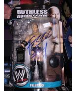 2008 WWE JAKKS PACIFIC RUTHLESS AGGRESSION SERIES 37 FESTUS FIGURE SIGNED - $1,517.67 MXN