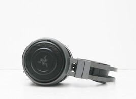 Razer Nari Ultimate RZ04-02670100-R3U1 Wireless Gaming Headset For PS4 and PS5 image 4